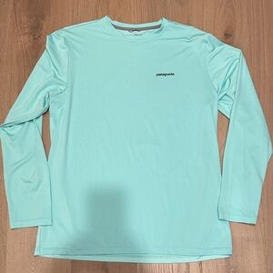 Patagonia Men's Light Blue Long Sleeve Tee